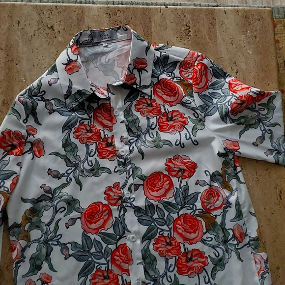 Button down shirt - Picture 1 of 2